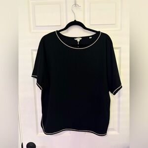 EUC Max Studio Black Women's Top with White Trim. Size XL